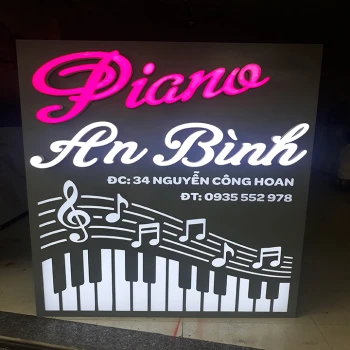 Hộp đèn âm bản