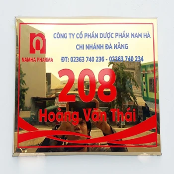 Bảng inox vàng gương