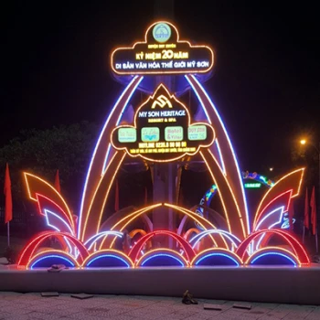 trang trí trụ đèn, vòng xoay